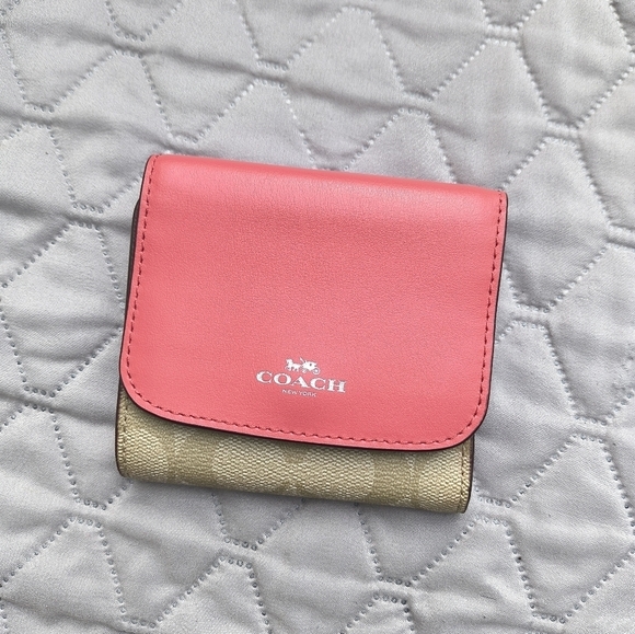 Coach Christie Carryall Handbag And Matching Trifold Wallet - Picture 4 of 16